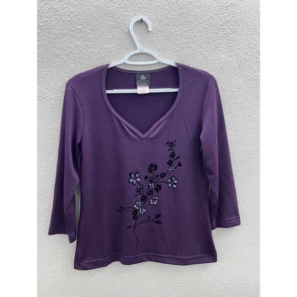 Womens Anxiety Cafe Shirt Size Large Purple Velour Flowered 3/4 Sleeve V-Neck - Picture 1 of 13